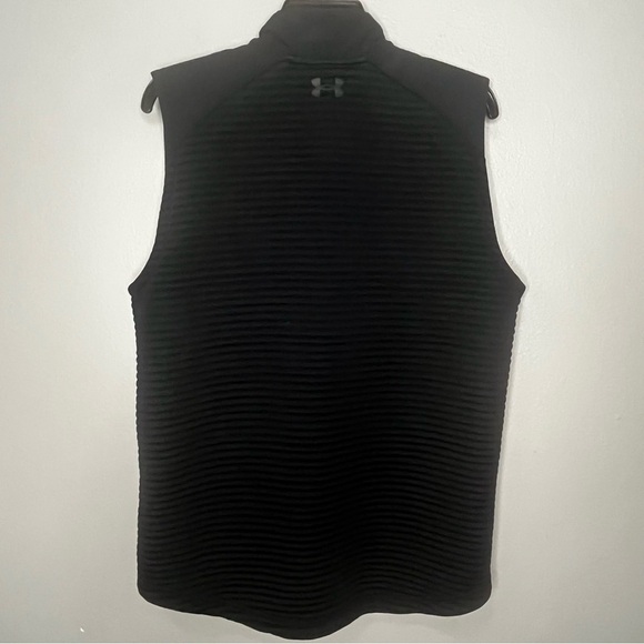 Under Armour Golf Vest Men Medium Black Cold gear Full Zip Quilted Loose Fit - Picture 8 of 9
